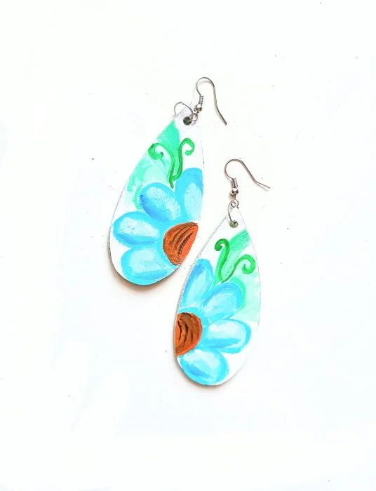 Cercei Teardrops handmade din piele naturala ,pictati manual,unicat