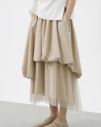 Fusta midi ampla cu straturi si tulle, cu volum si design asimetric, bej