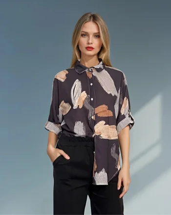 Cămașă lejeră asimetrică cu print negru - Unica (XL-3XL)