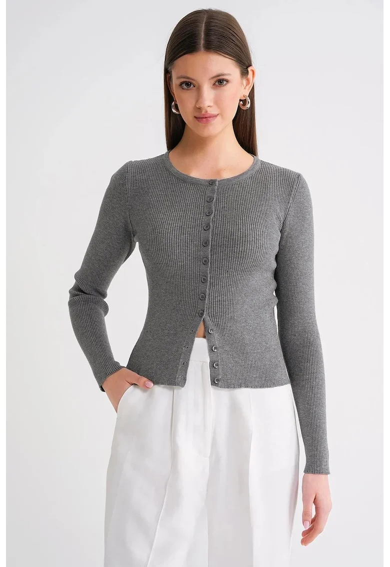 Cardigan  gri, Gri inchis