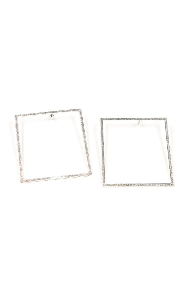 Cercei  argintii, design minimalist, 7x8cm