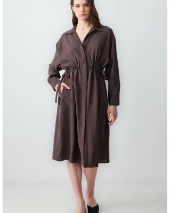 Rochie midi evazata cu decolteu in V, Maro inchis