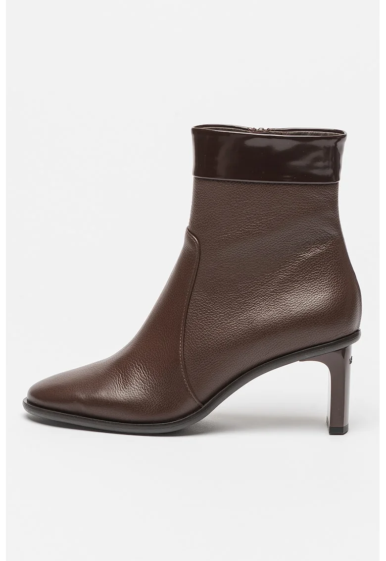 Botine de piele, Maro