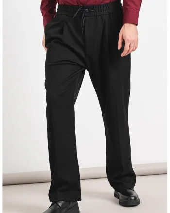 Pantaloni conici de trening, Negru