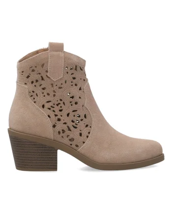 Botine din piele intoarsa cu detalii laterale perforate