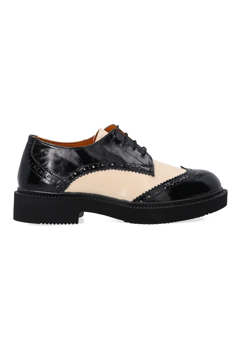 Pantofi din piele lacuita