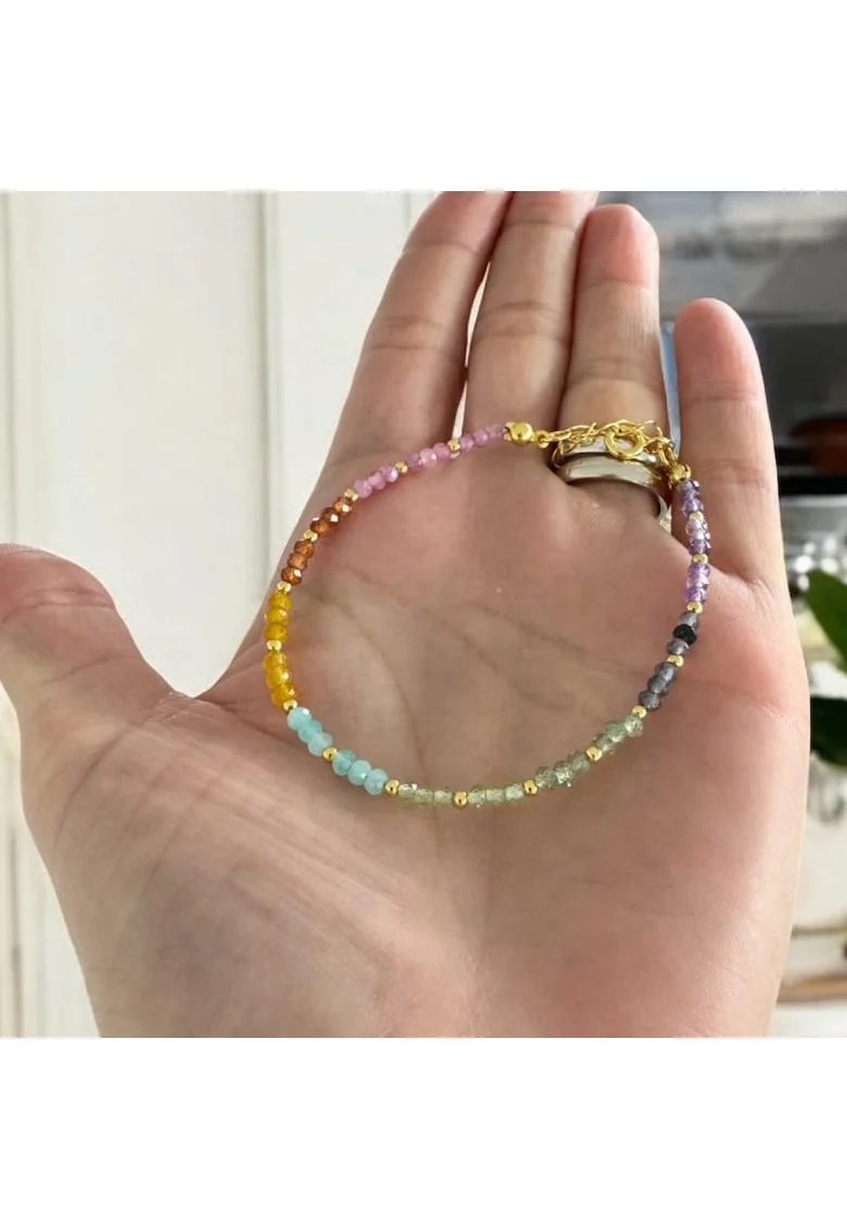 Bratara femei delicata multicolora Evette din cristale naturale cu argint placat cu aur