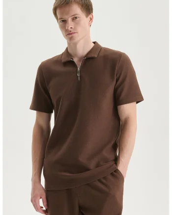 Tricou polo cu fenta cu fermoar, Maro