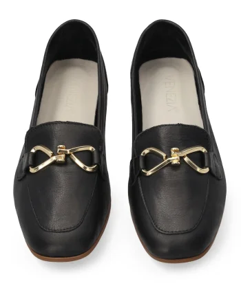 Pantofi Loafer din piele cu vatf rotund si detaliu metalic