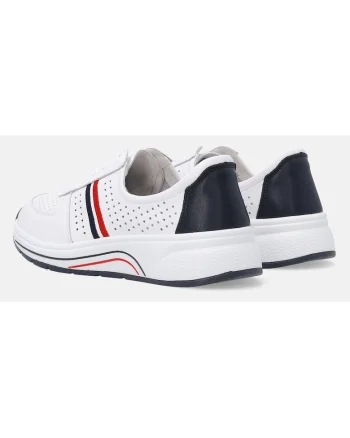 Pantofi sport din piele cu perforatii.