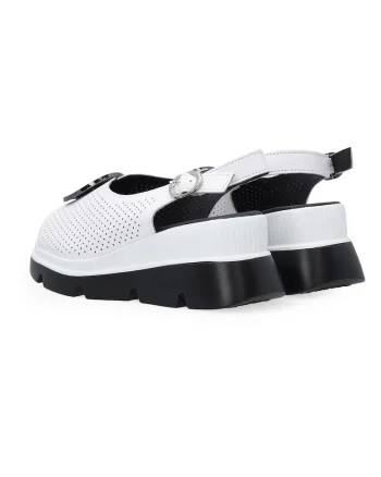 Sandale wedge din piele cu perforatii