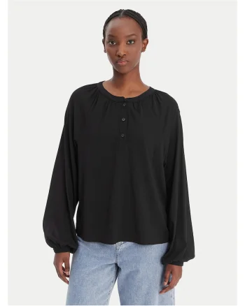 Bluza Neagra, Negru