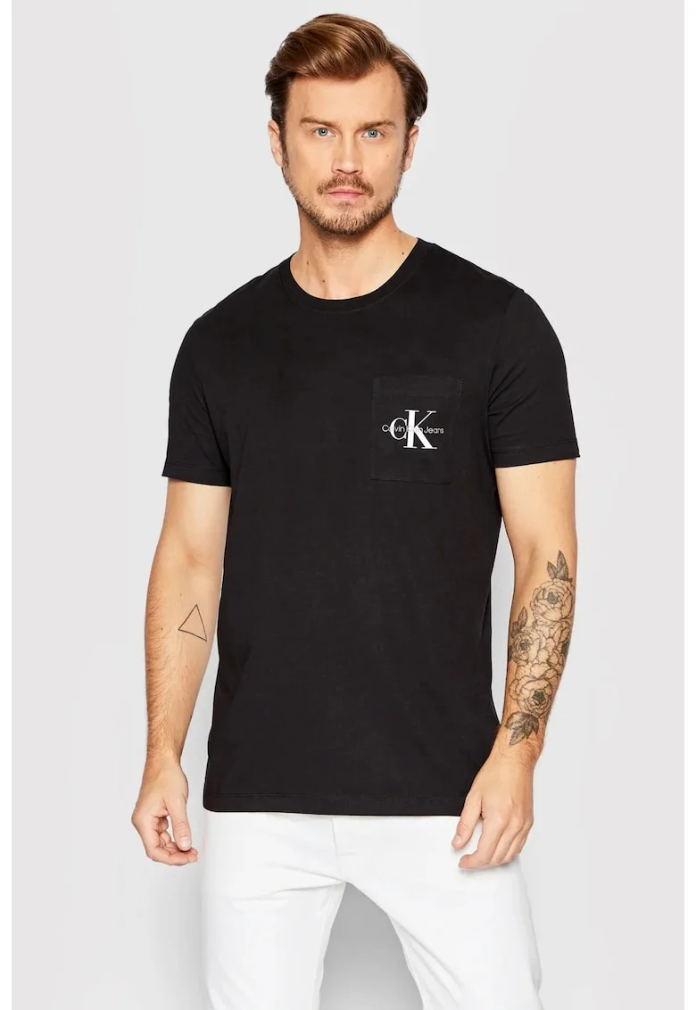 Tricou barbati, Negru