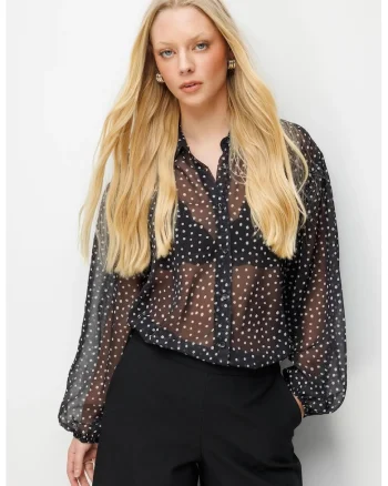 Camasa dama  negru, Negru