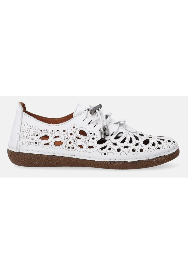 Pantofi din piele cu decupaje decorative