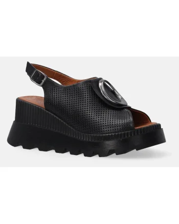 Sandale din piele, cu talpa inalta si perforatii decorative