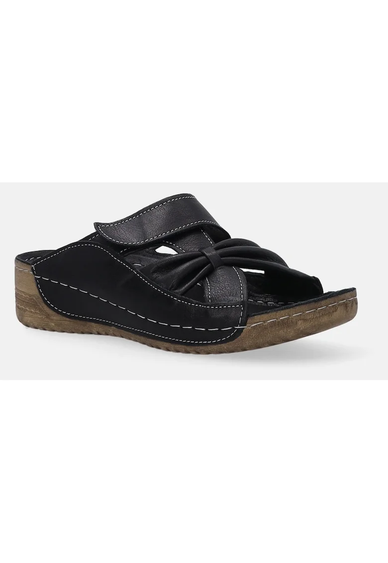 Papuci din piele cu inchidere cu velcro si cusaturi contrastante