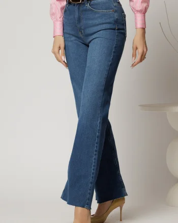 Blugi albastri din denim cu talie inalta si croi evazat