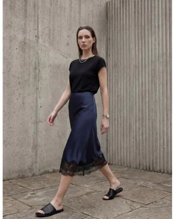Fusta midi,  satin, albastru marin, talie inalta