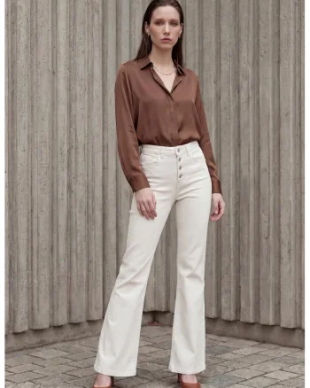 Pantaloni dama,  evazati, crem, denim