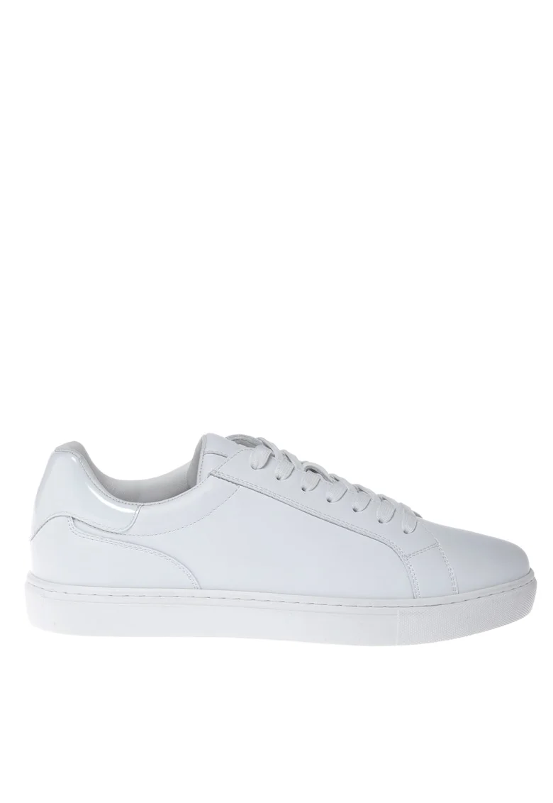 Pantofi sport low-cut cu segmente de piele lacuita, Alb