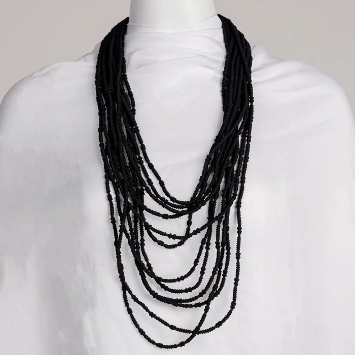 Colier lung multisir negru textil ,   design fluid, elegant