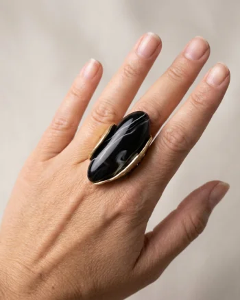 Inel dama reglabil cu element decorativ negru marmorat