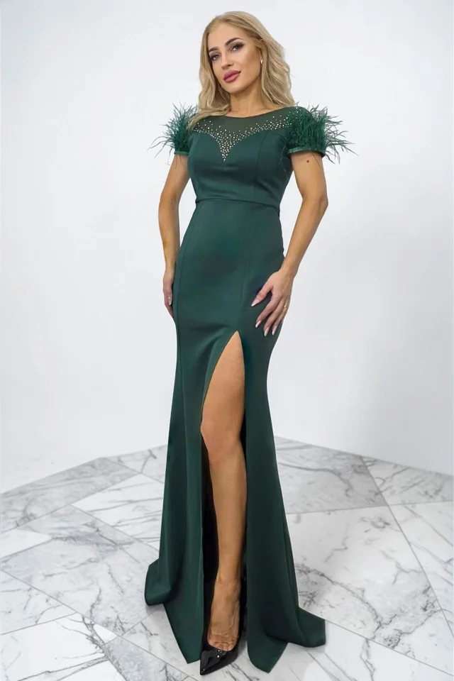 Rochie lunga de seara Clarimond, cu pene si cristale inserate, Verde