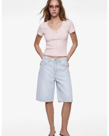 Tricou crop cu decolteu in V, Roz pastel