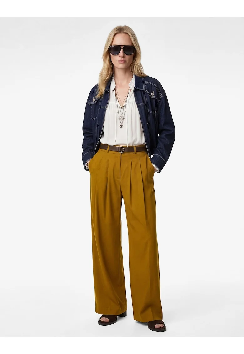 Pantaloni plisati cu croiala ampla, Caramel