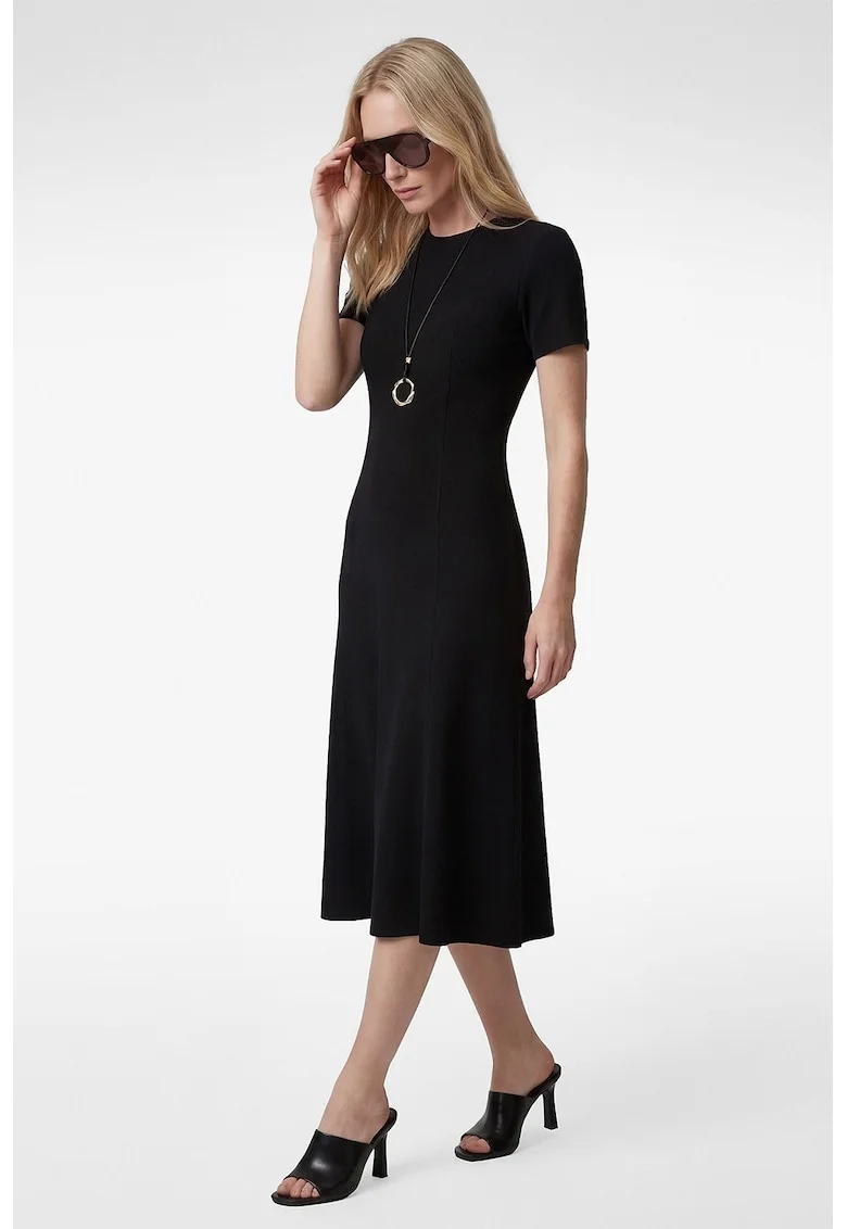 Rochie uni cu maneci scurte, Negru