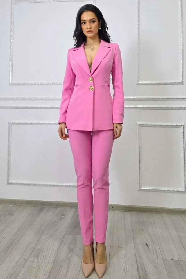 Costum office ARLENA, cu sacou cambrat si pantaloni conici, ROZ