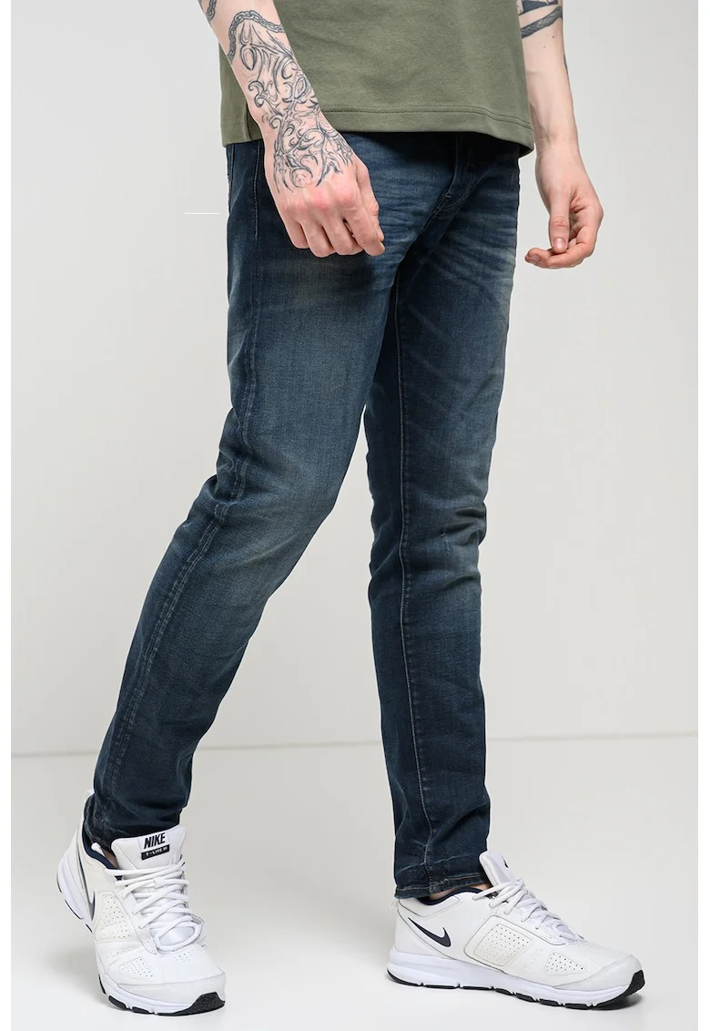 Blugi dlim fit elastici cu aspect decolorat 3301, Albastru inchis