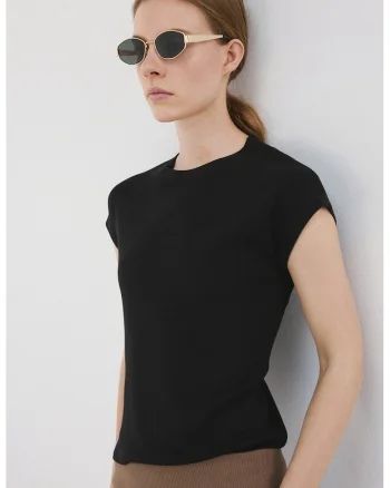 Tricou tricotat cu decolteu la baza gatului, Negru