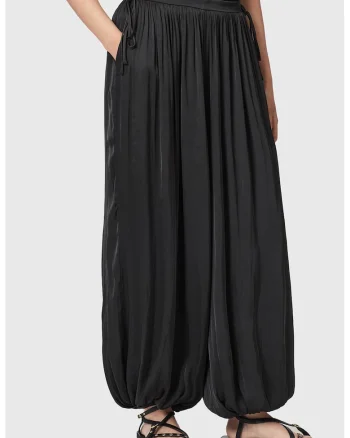 Pantaloni cu croiala ampla si pliuri, Negru