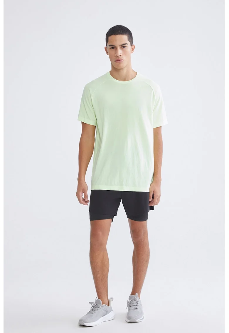 Tricou cu maneci raglan, Verde fistic