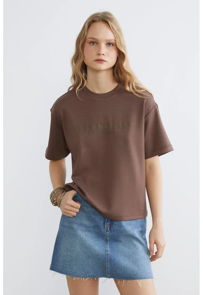 Tricou lejer cu imprimeu text, Maro pamantiu