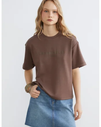 Tricou lejer cu imprimeu text, Maro pamantiu