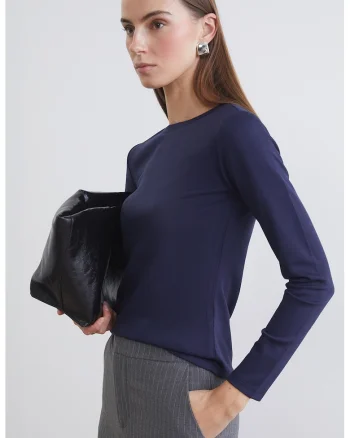 Bluza slim-fit cu model uni si decolteu la baza gatului, Violet