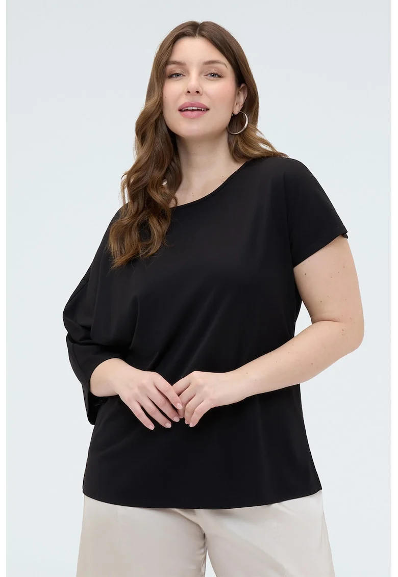 Bluza cu maneci asimetrice, Negru