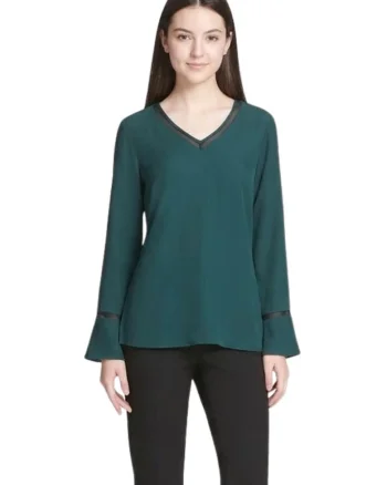 Bluza cu decolteu in V,
