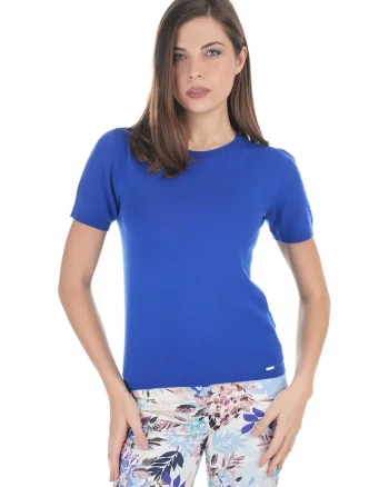 Tricou cu decolteu la baza gatului, Albastru