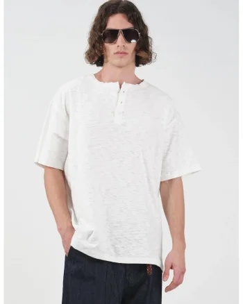Tricouri barbati,  tricou cu guler rotund, detalii nasturi, alb, 100% bumbac
