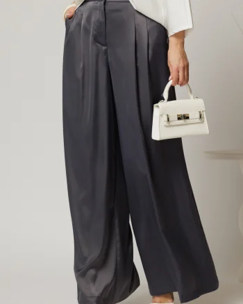 Pantaloni dama gri din satin cu croi larg