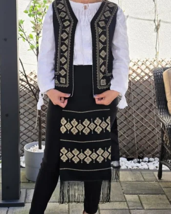Costum Traditional Vesta si Fote Olguta 4