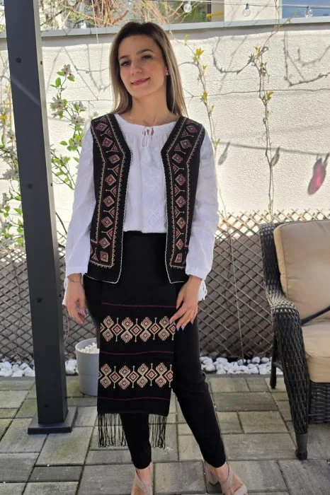 Costum Traditional Vesta si Fote Olguta 5