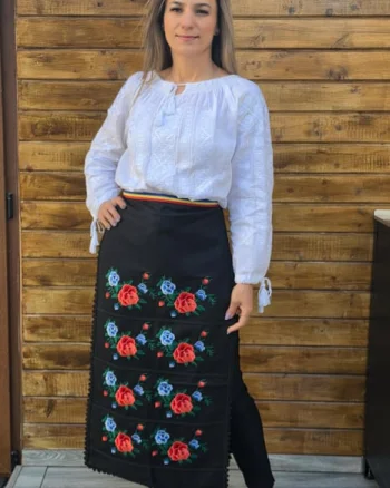 Fote brodate cu model traditional Flori 4