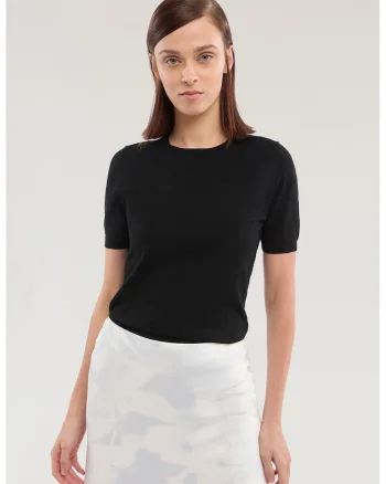 Pulover cu maneci scurte, Negru