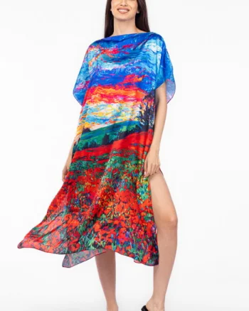 Rochie de plaja lunga tip poncho din matase cu pictura camp de maci si cer albastru