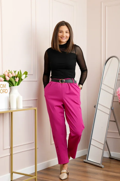 Pantaloni plus size ciclam cu talie elastica si curea reglabila Lillian